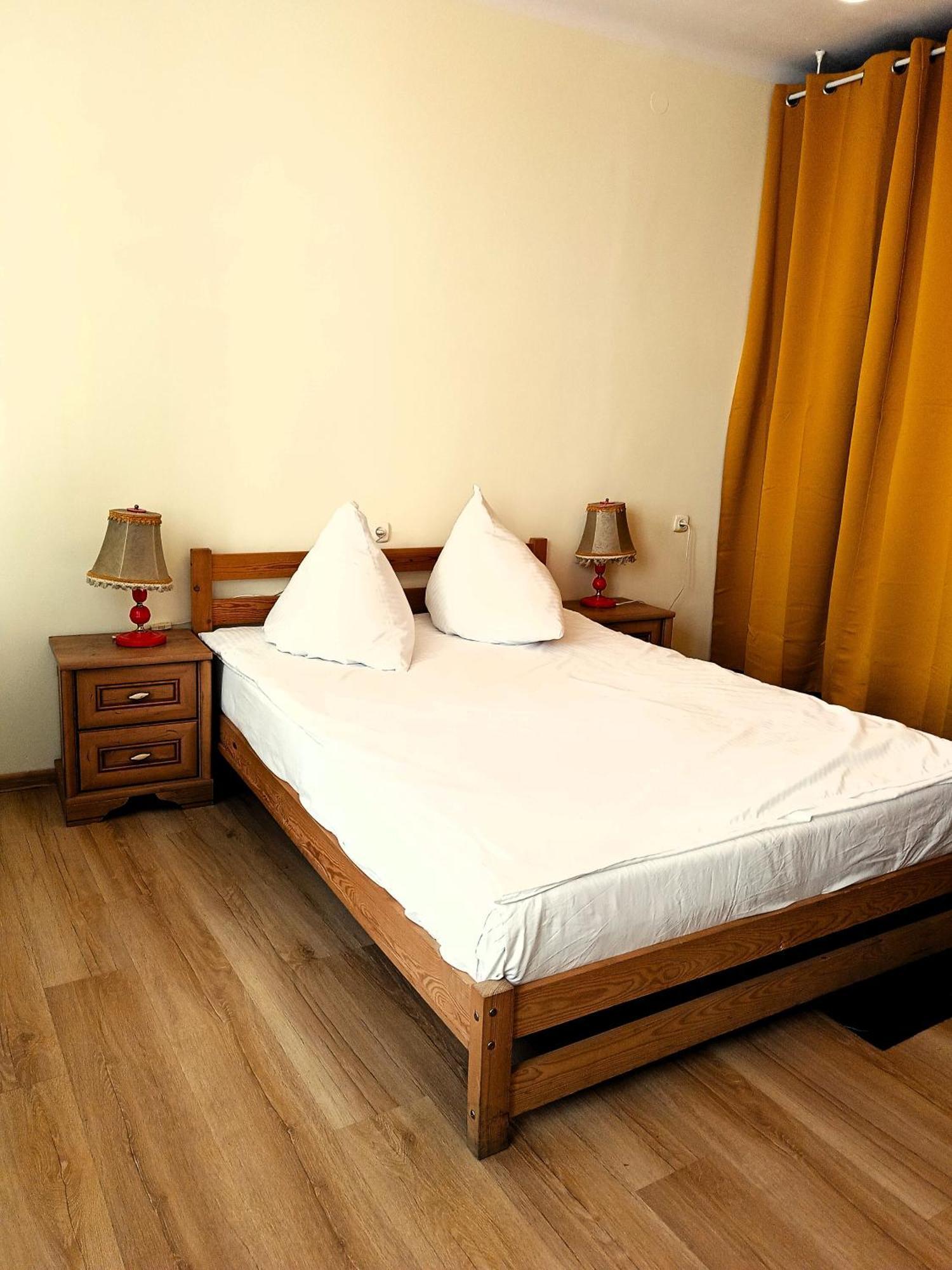 Hostel Omega رشيشوف المظهر الخارجي الصورة